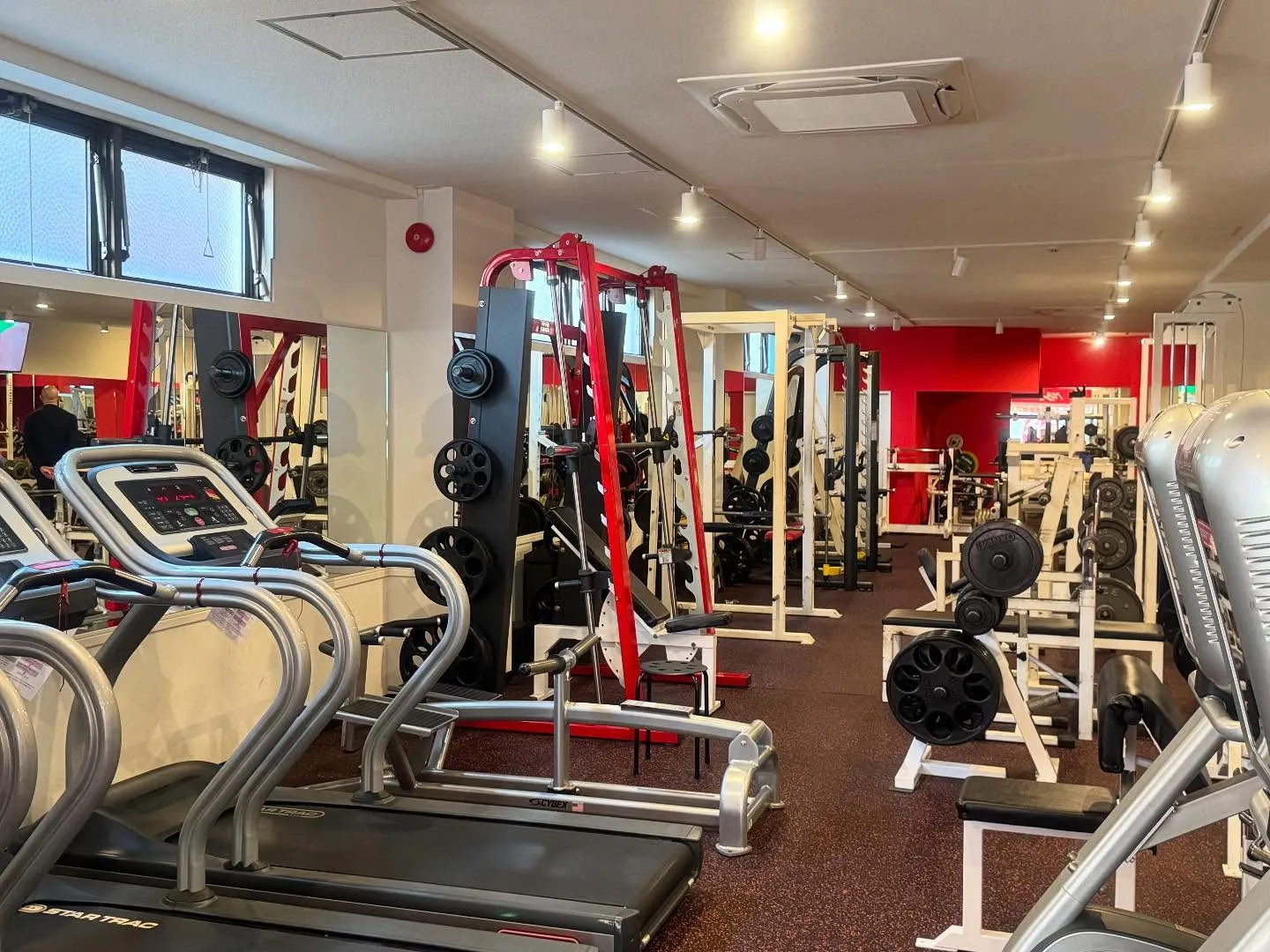 昨晩MAXGYMさんににお邪魔して来ました。